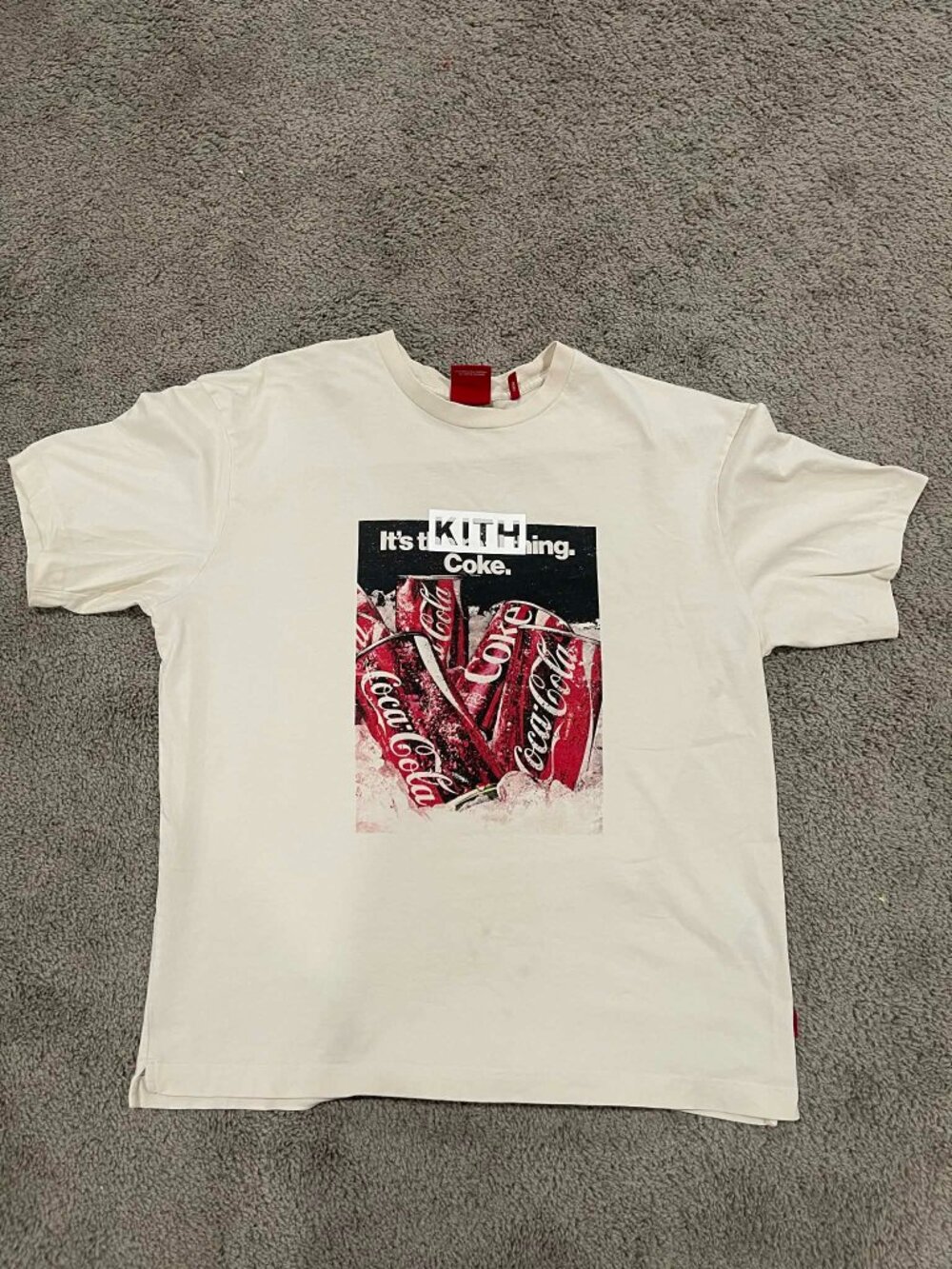KITH Coca Cola Men's T-Shirt Size Lg READ